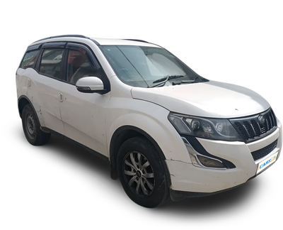 Mahindra XUV500-img